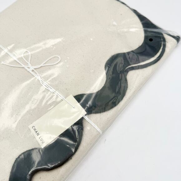 Chan Luu 14x72" Cotton Table Runner Black Scalloped Detail – NEW - Picture 2 of 6